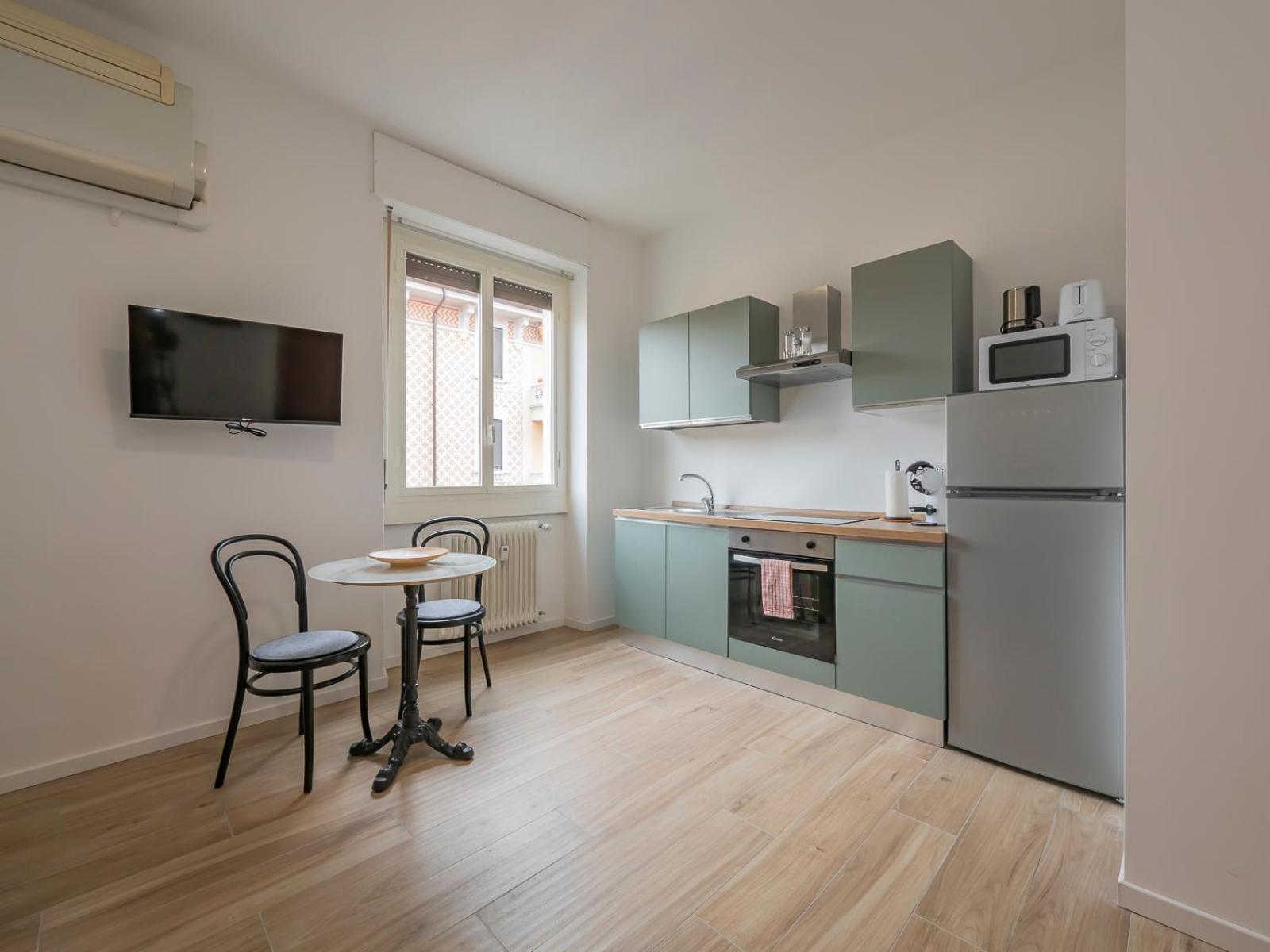 4 Pax - Via Brioschi, 94 Milano